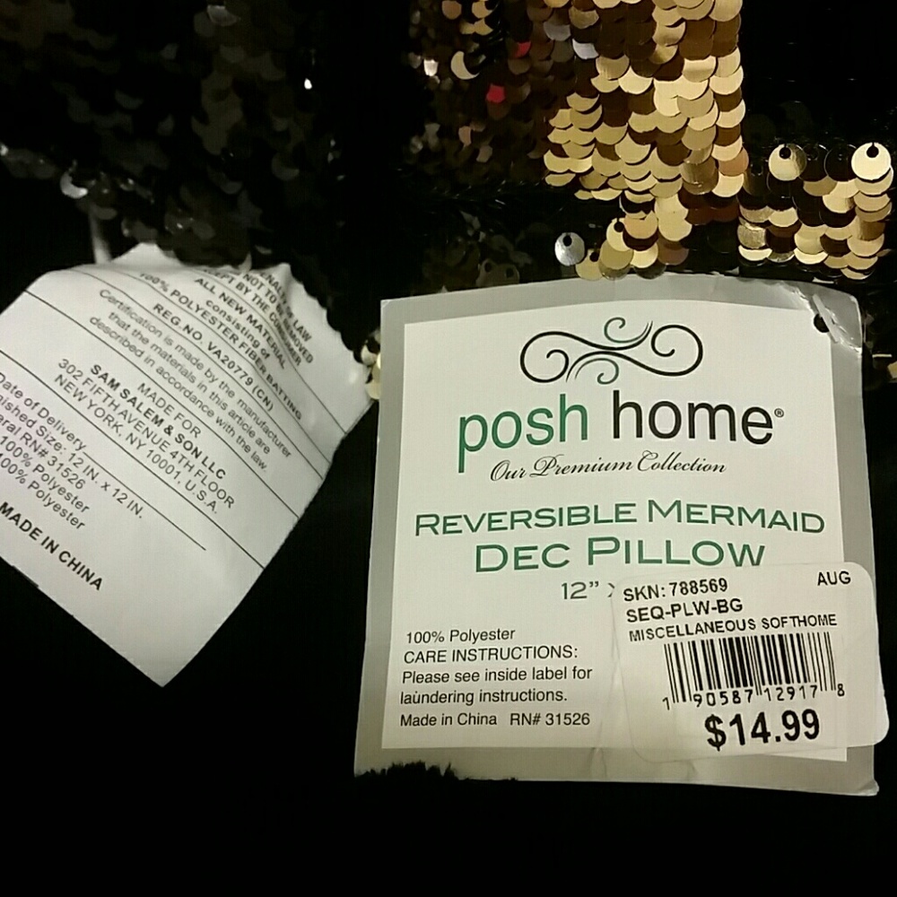 Dec Riversible Mermaid Pillow - Picture 2 of 4